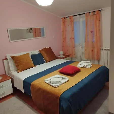 Bonaca Πανσιόν 3*