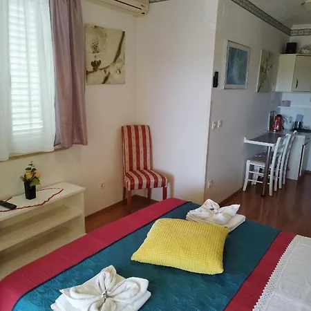 Affittacamere And Punta 4*